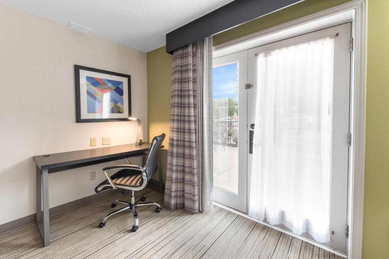 Holiday Inn Express - Columbus Downtown By Ihg Exterior photo
